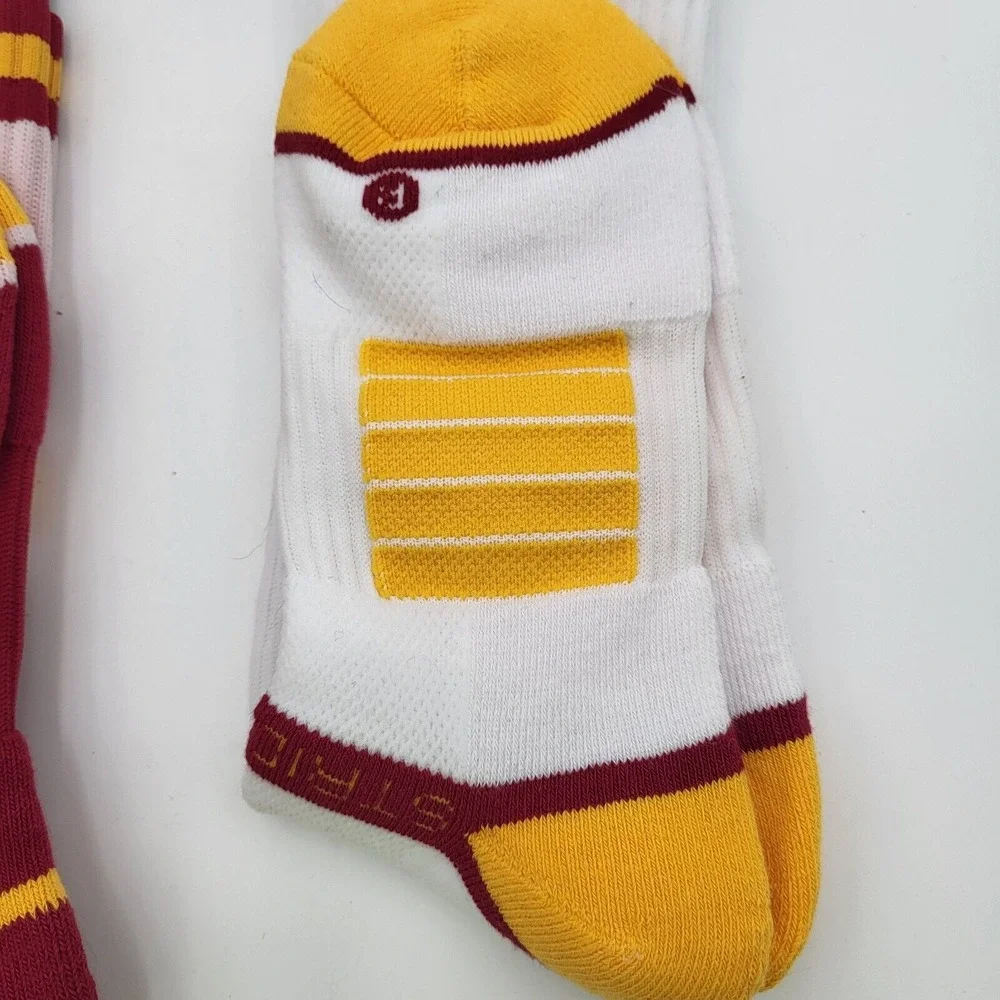 2 Pair Minnesota Gophers Strideline Knit Crew Socks M/L Mens 8-12 Women 9.5-13.5